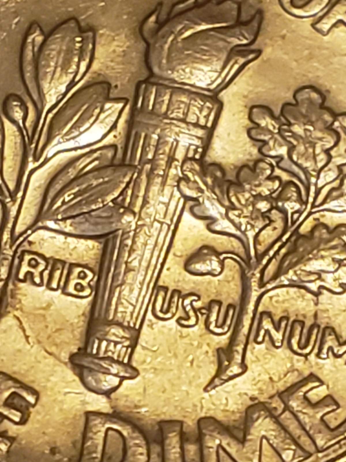 2002-D-Dime-Large-Lamination-Die-Crack-Or-Clash?