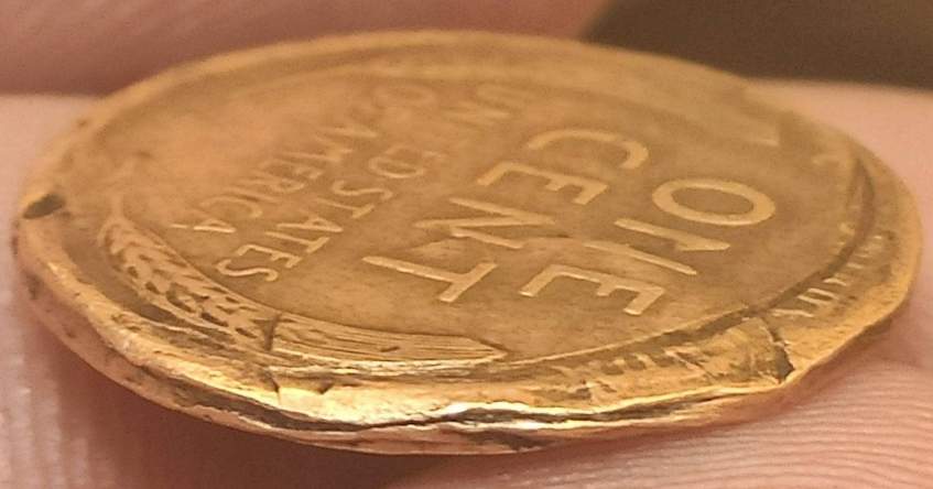 1951-Lincoln-Wheat-Penny-Potentially-With-Multiple-Mint-Errors.