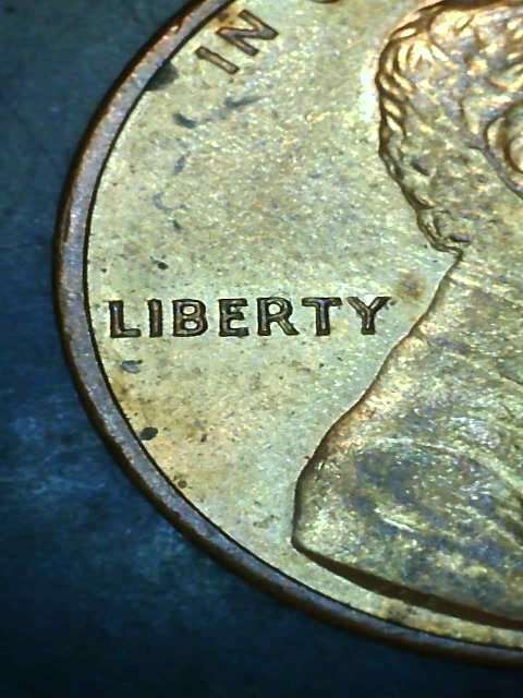 1982-Small-Date-Lincoln-Penny-Zinc-/Copper-Possible-Double-Die-Obverse?