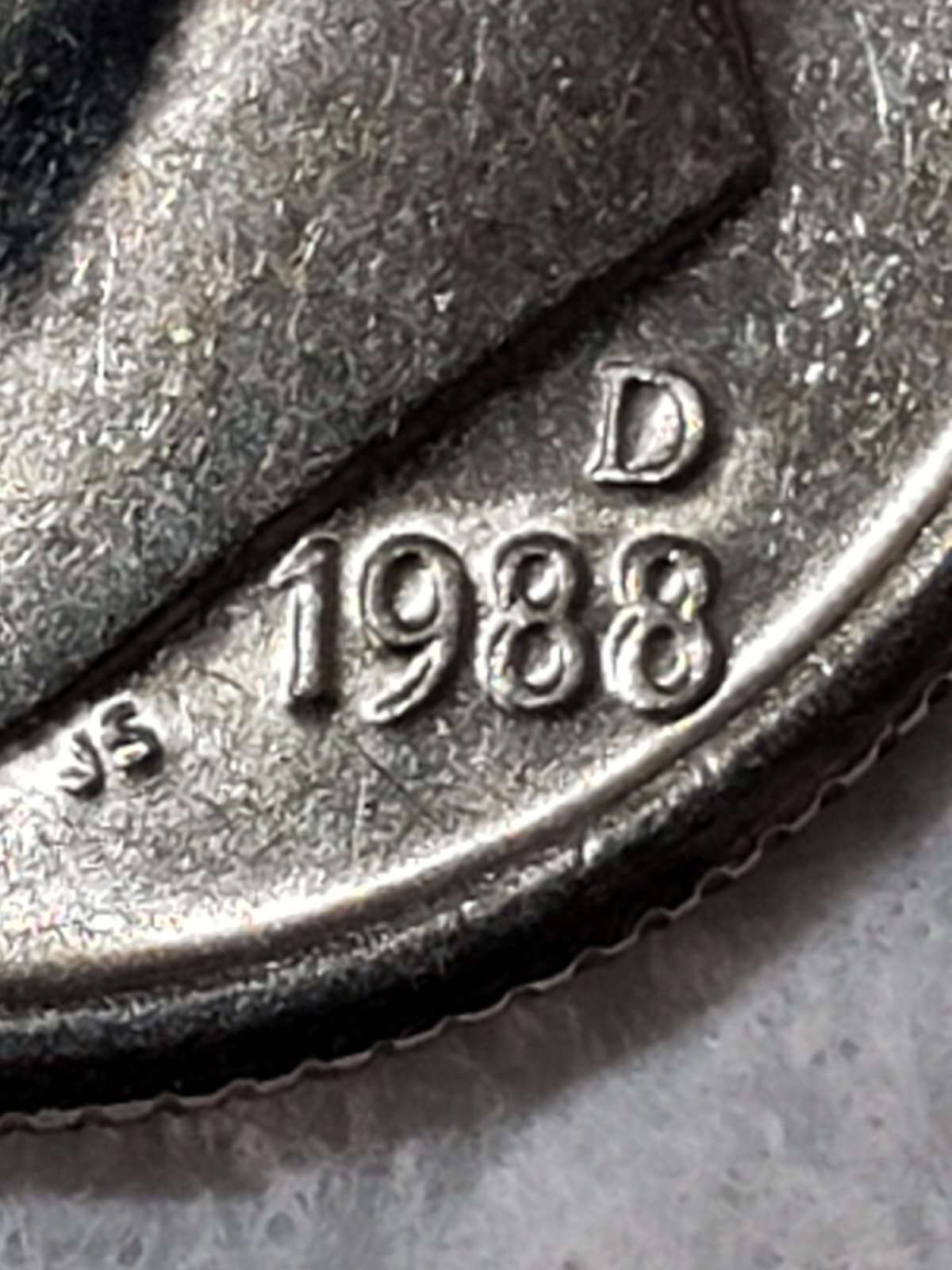1988-D-Roosevelt-Dime.-Possible-Doubling-On-Date?