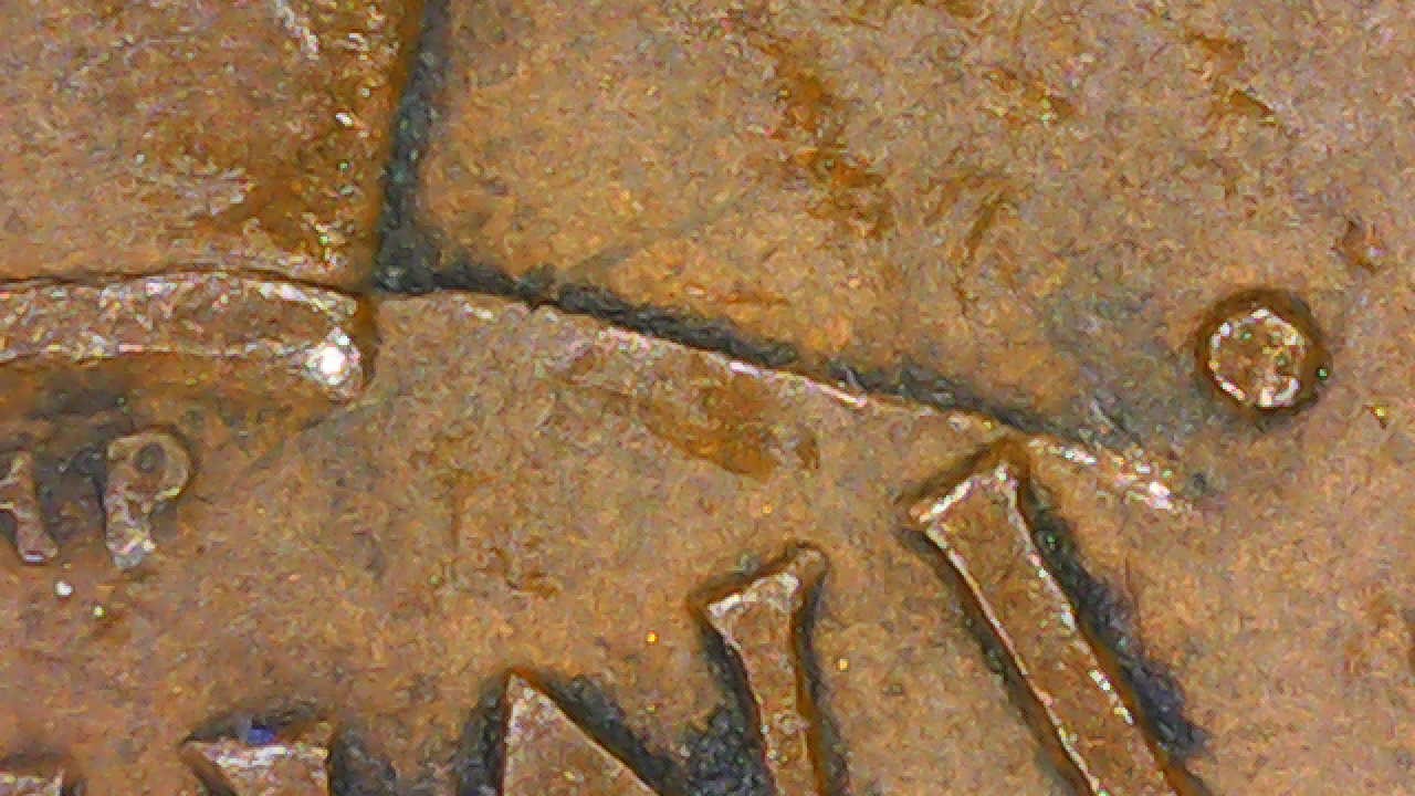 Canadian-1940-Penny,-Wicked-Looking-Die-Crack-Under-Both-Sides-Of-King.-Magnified-Pics