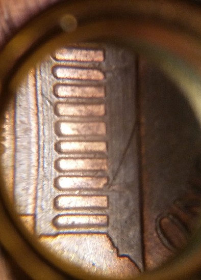 1982-D-Large-Date-Lincoln-Penny-With-Possible-Cracked-Die?