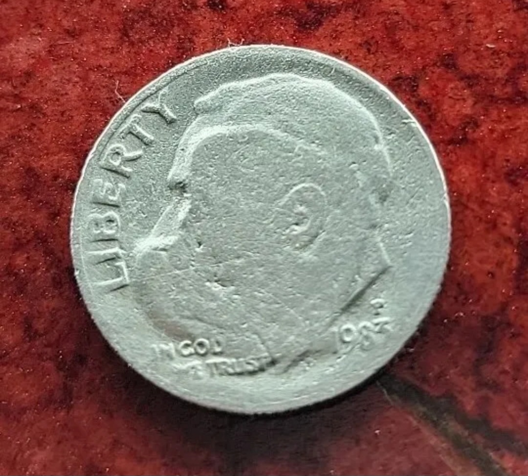 Is-This-A-Mint-Error-Or-PMD-On-This-1983-P-Dime?
