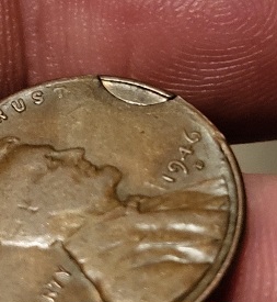 Any-Idea-What-This-Is-On-My-1946-D-Wheat-Cent?