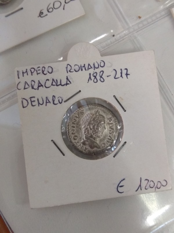 Types-Of-Ancients-I-See-At-Non-Ancient-Dealer-Shops-In-Rome