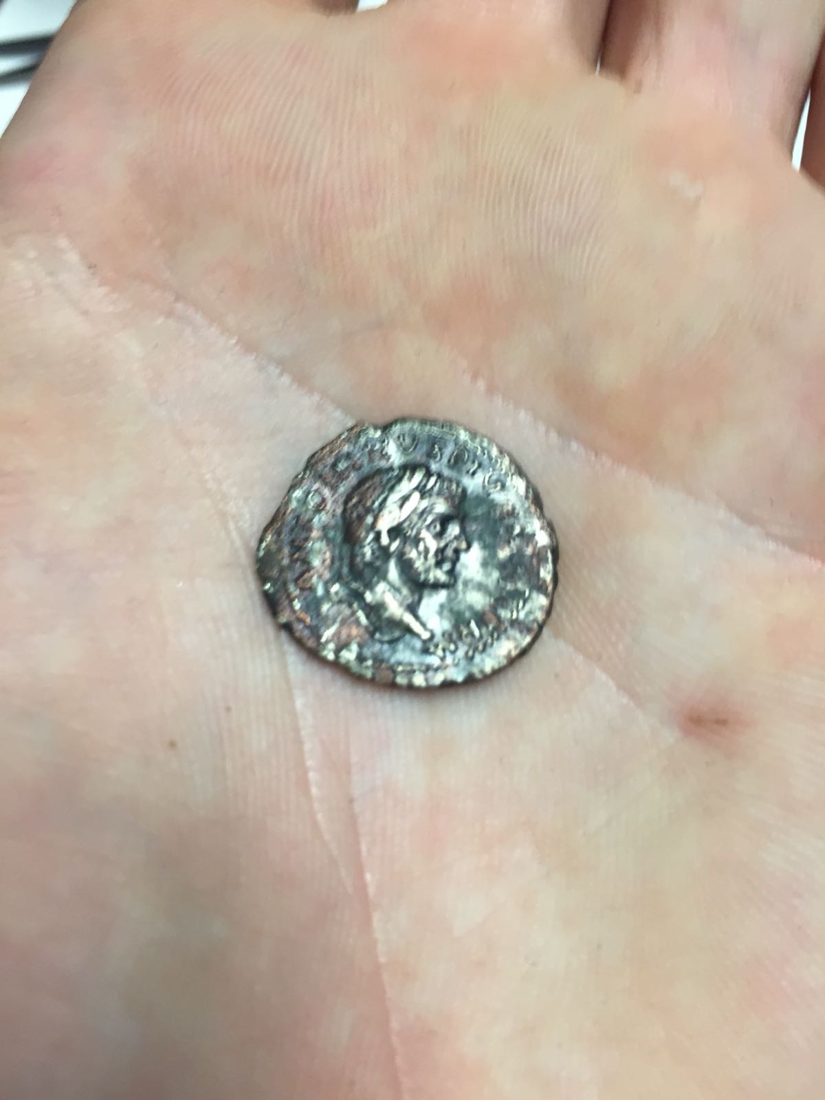Big-Questions-On-These-Coins-?-Who-Can-Help-Me-?