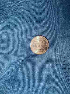 2004-Jefferson-Nickel-With-Monticello-Reverse-,-Upside-Down-And-Weighs-3.3g