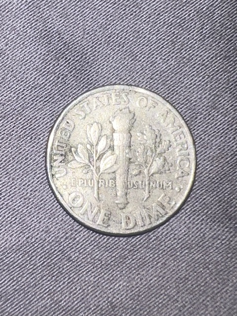 2004-P-Roosevelt-Dime-Strike-Through-Or-Planchette-Or-What-Is-It?