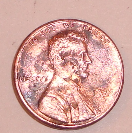 1982-Lincoln-Has-A-Bunch-Of-Specs-On-It,-Is-It-A-Mint-Error?