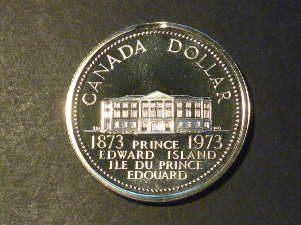 1972-Specimen-Strike-Cased-Silver-Dollar-With-Clip