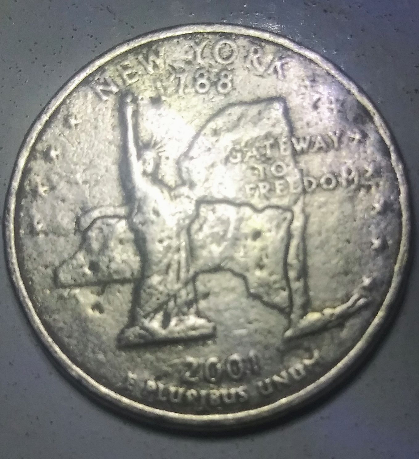 2001-D-New-York-Quarter-Error-To-Whole-Coin.-Any-Ideas?