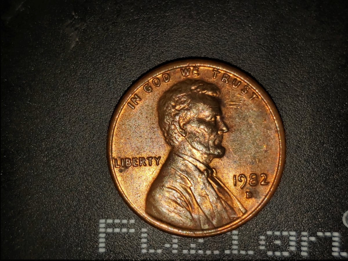 Help-Identifying-1982-D-Small-Date-Copper-Pennies