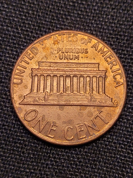 1983-D-Lincoln-Cent-Split-Die?