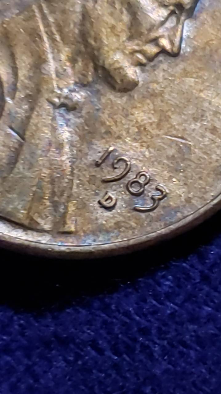Are-These-The-1983-D-LMC-Double-Ear-Thing-Or-No-?-I-Have-A-Few-Of-Them-But-Doub