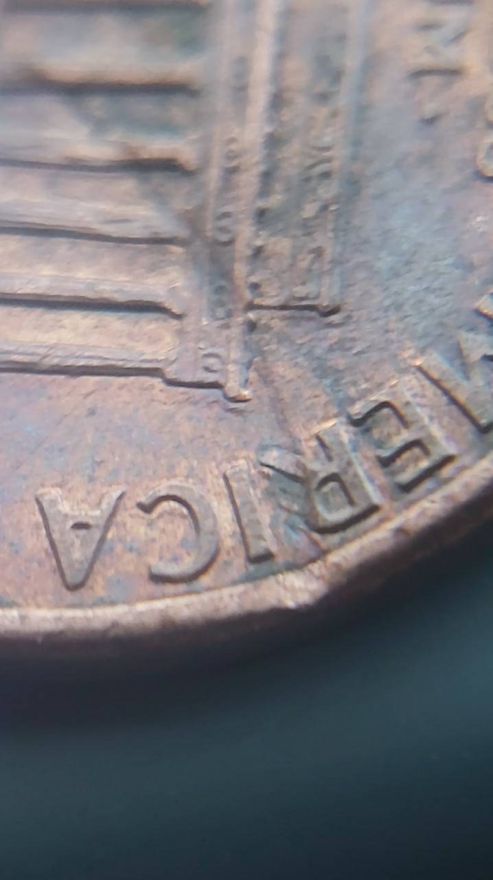 1993-Penny-Multi-Struck-Coin-With-Lots-Of-Die-Chips-And-Die-Crack?