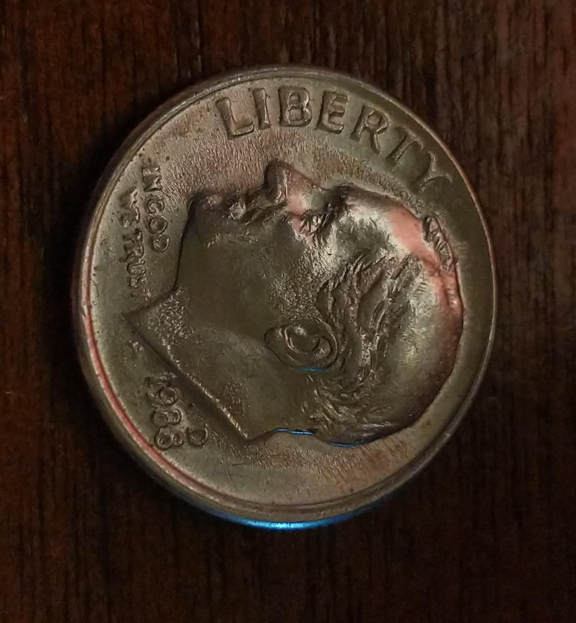 1988-D-Dime--Can-Anyone-Help-Me-With-Figuring-Out-What's-Going-On-With-This-Dime?