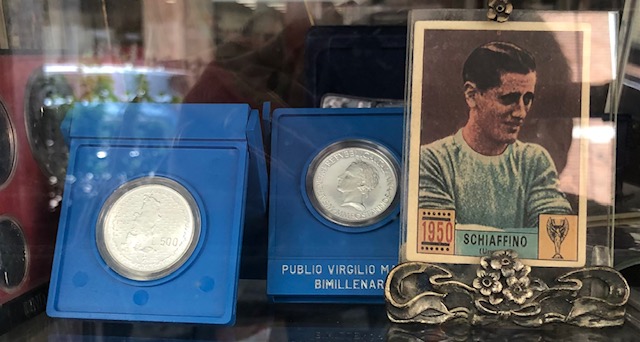 Coin-Shopping-Around-The-World