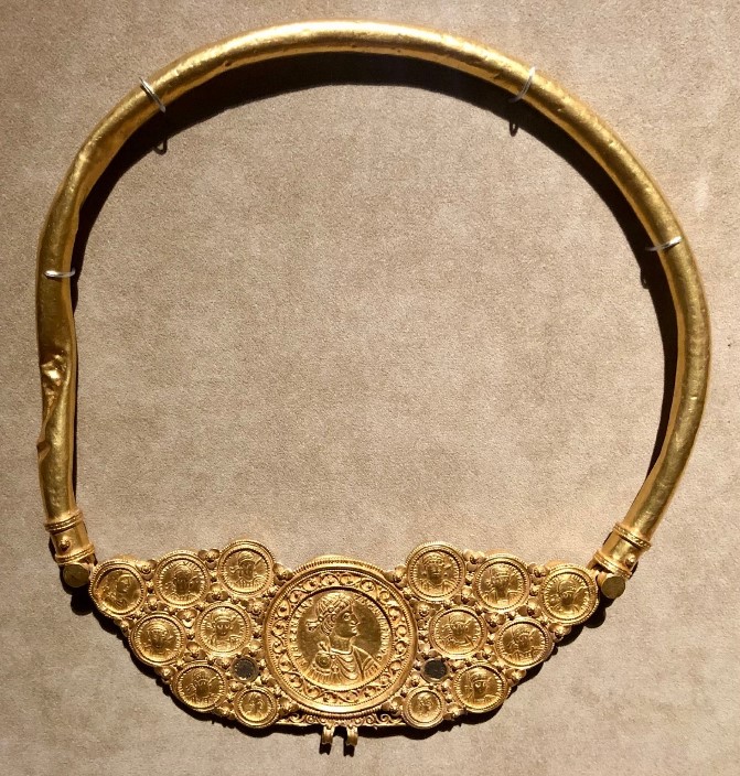 A-Compendium-Of-Numismatic-Displays-In-Museums-Around-The-World-Evergreen