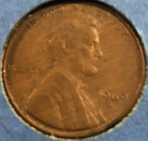 Is-These-Lines-Normal-Been-In-Penny-Case-Since-Around-76