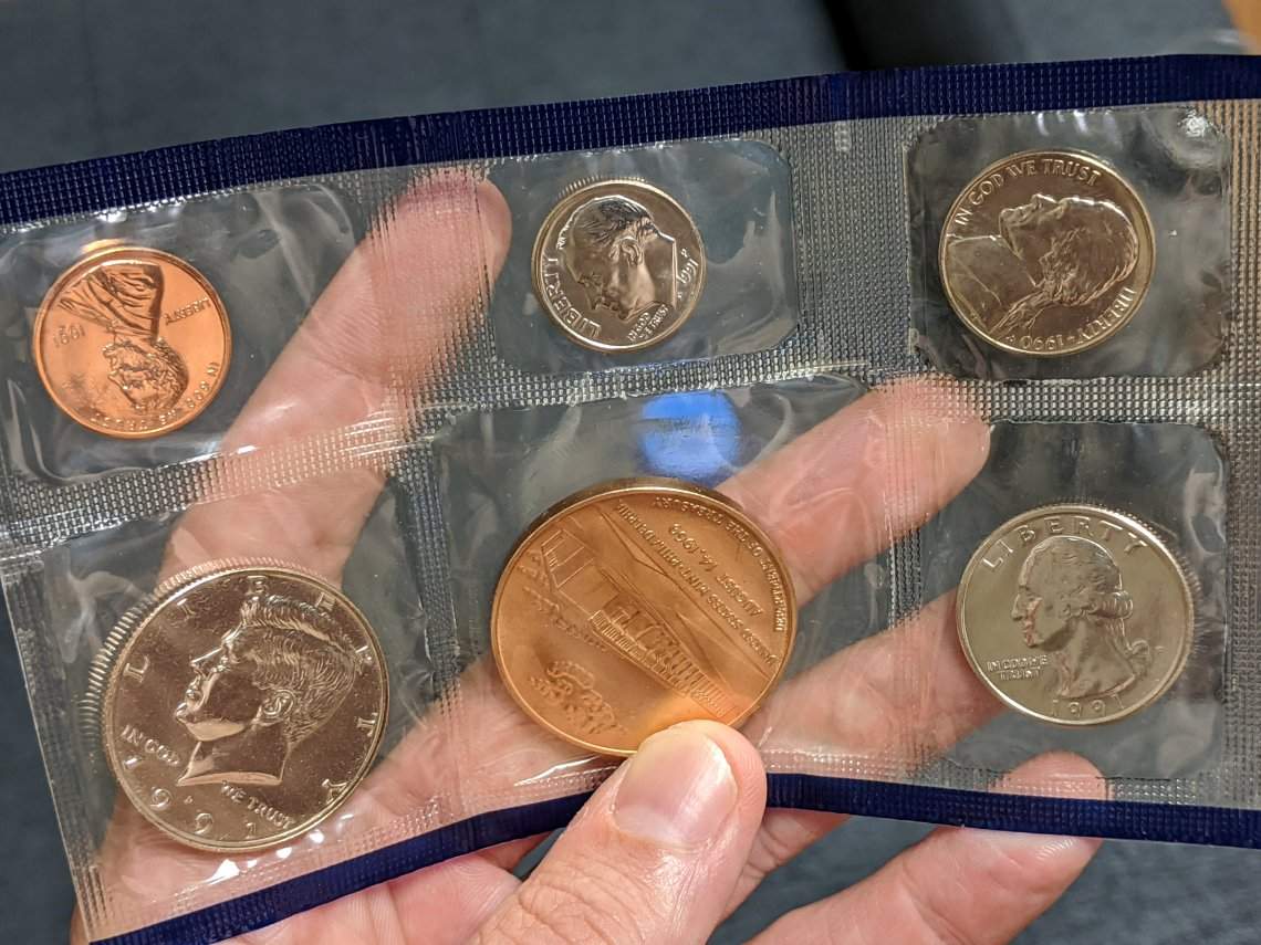 1991-Mint-Set-With-Multiple-Mix-Ups