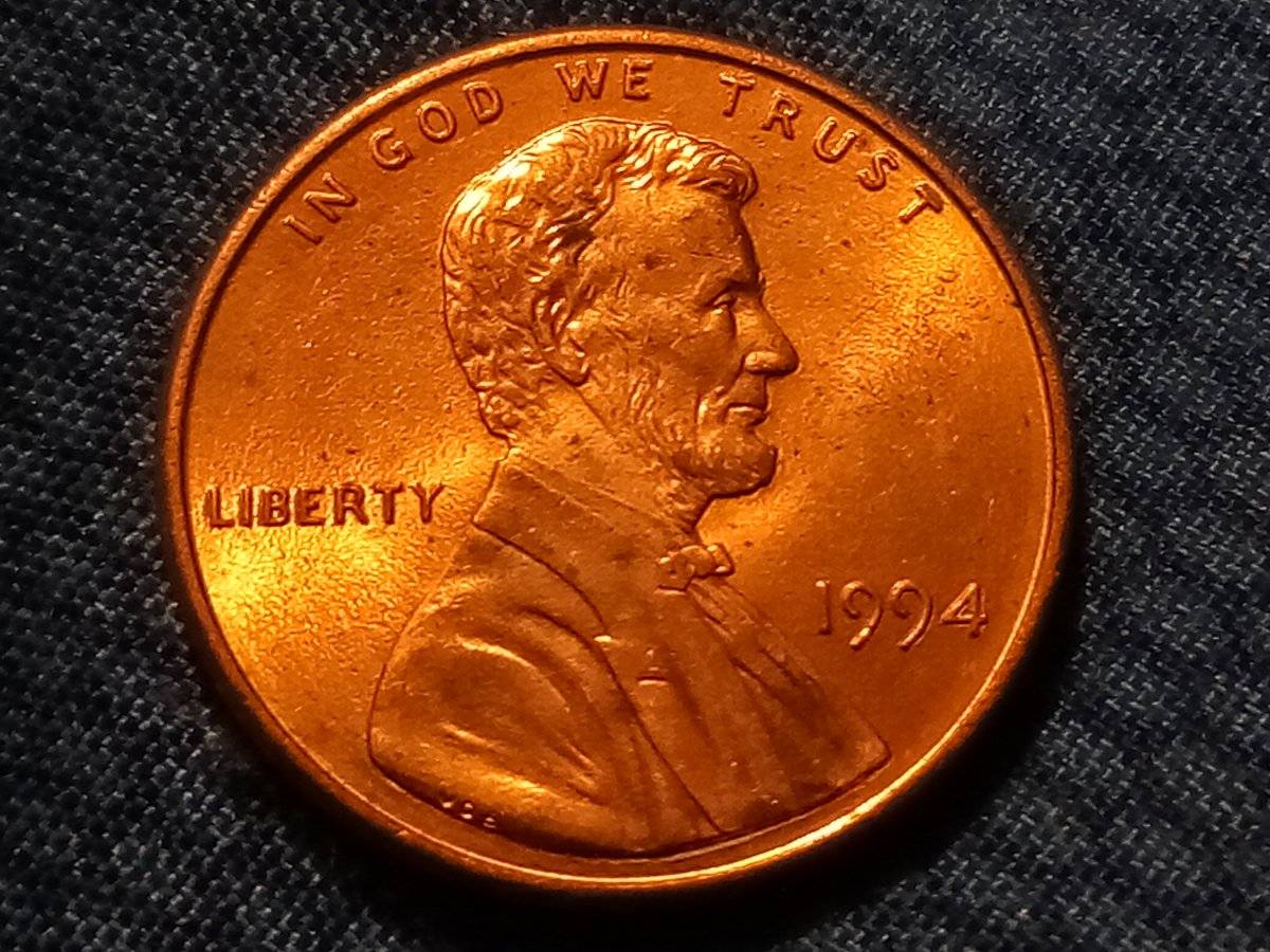 1994-LMC-Something-On-Reverse-Memorial-Building-Trim?