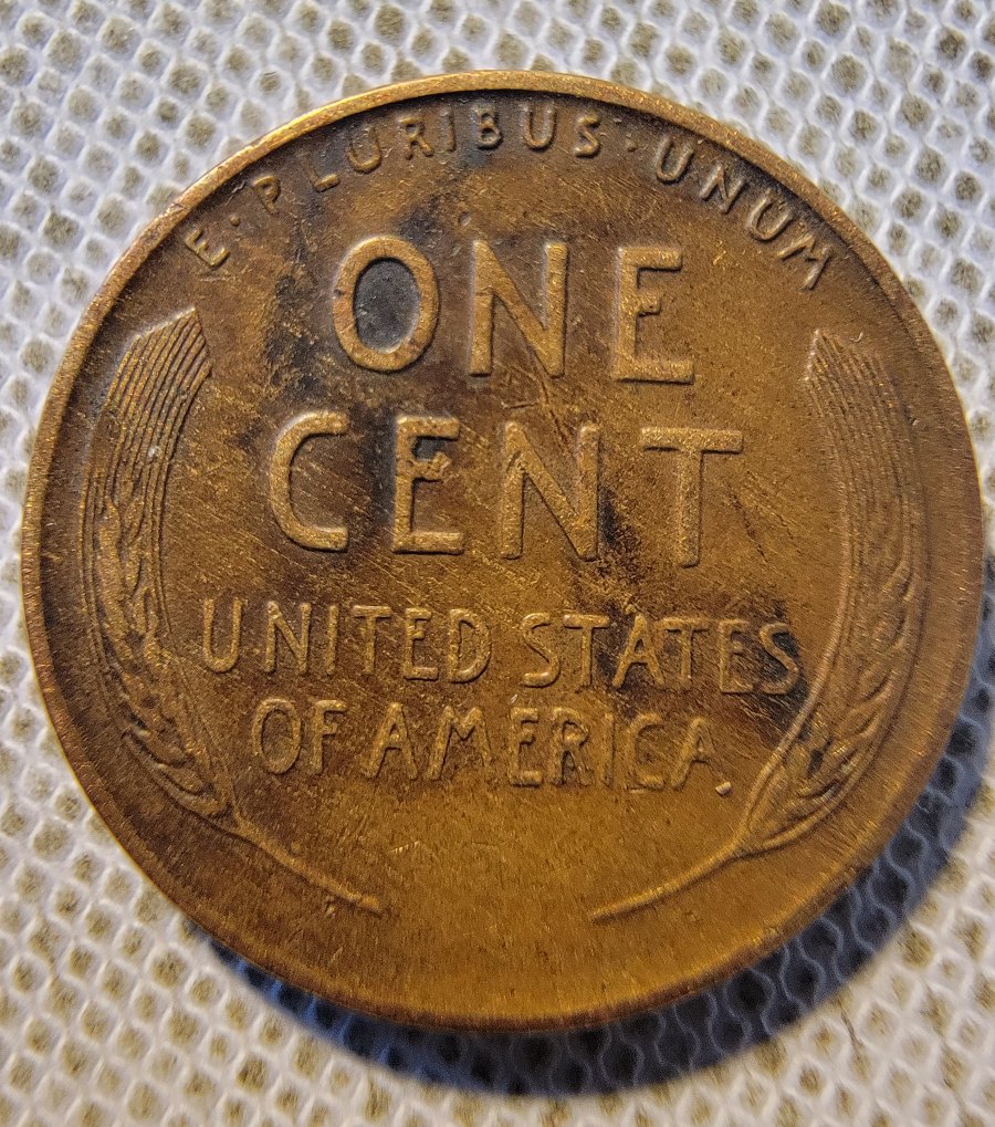 1941-Wheat-Cent-With-Lamination-Error?-Possible-Woodie?