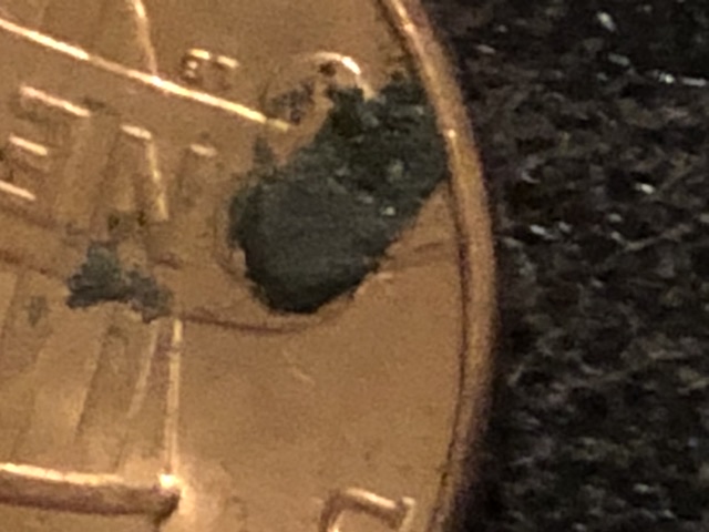 2019-Lincoln-Penny-Has-Something-Sticking-Out-If-It