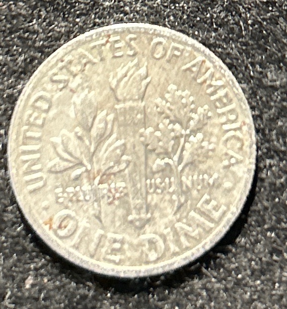 1972-Dime-With-A-S-Or-5-In-The-Cheek?