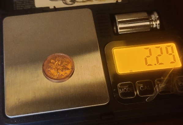 Magnetic-1999-Canadian-Cent-With-No-P