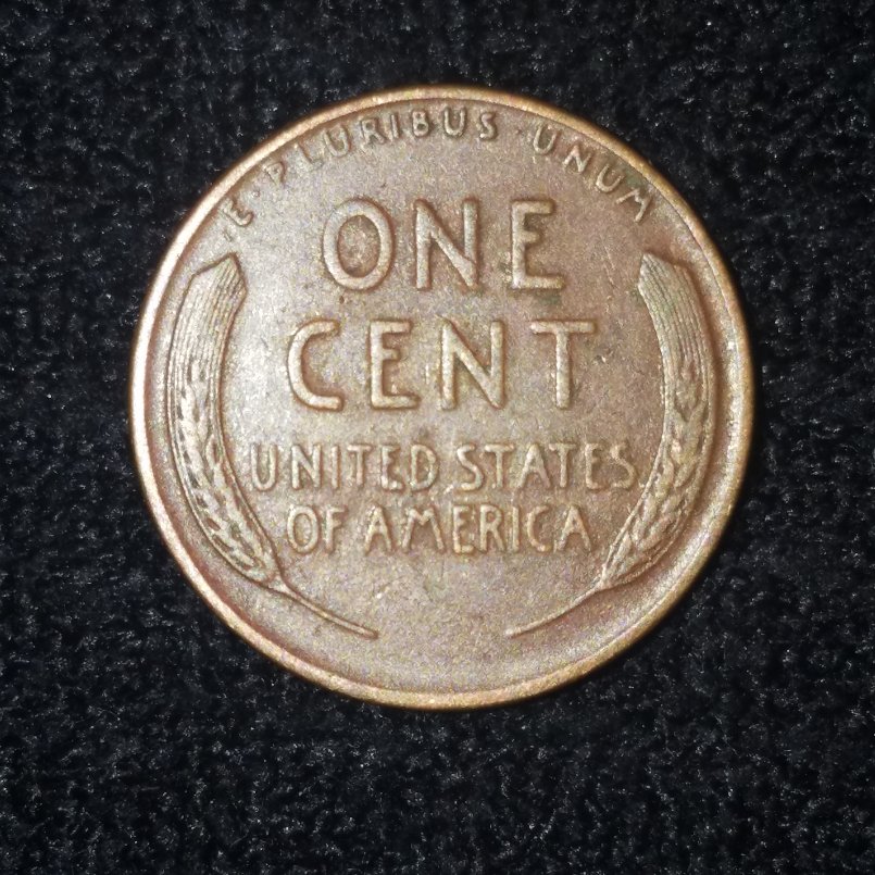 1941-Lincoln-Wheat-Penny-With-A-Lot-Going-On