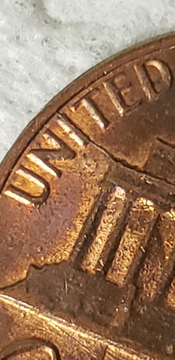 These-Are-Die-Cracks-Right?-1983-Lincoln-Cent