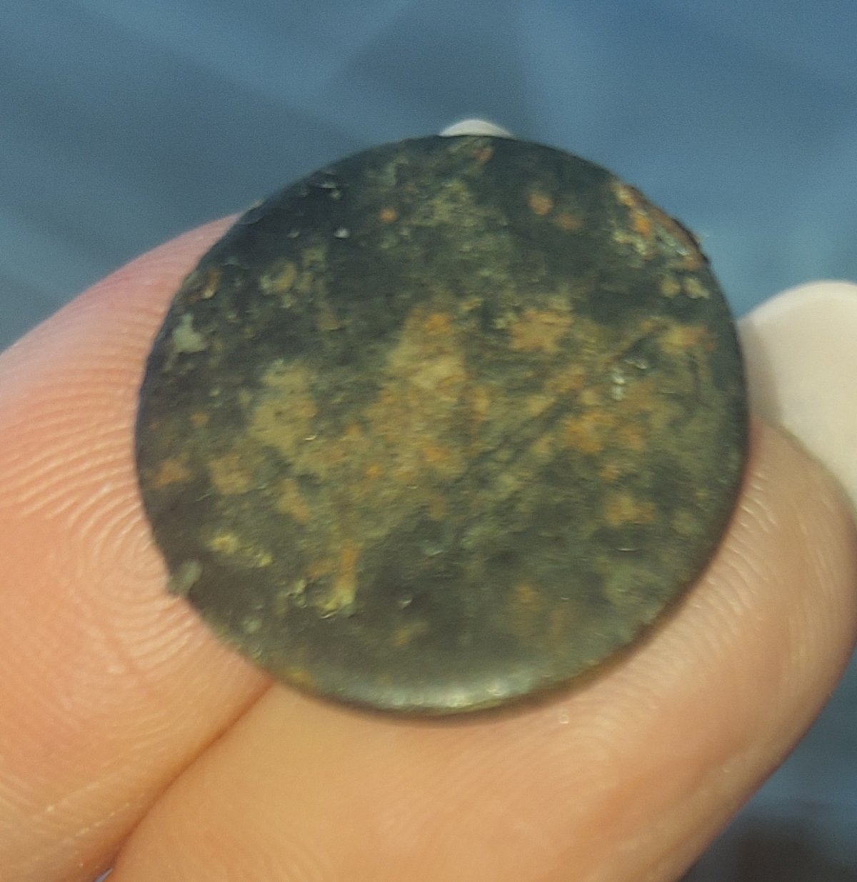 Mystery-Coin-I-Just-Found-In-Bank-Roll-Last-Week?-Please-Help-Id:-Electrical-Box-Knock-Out-Blank