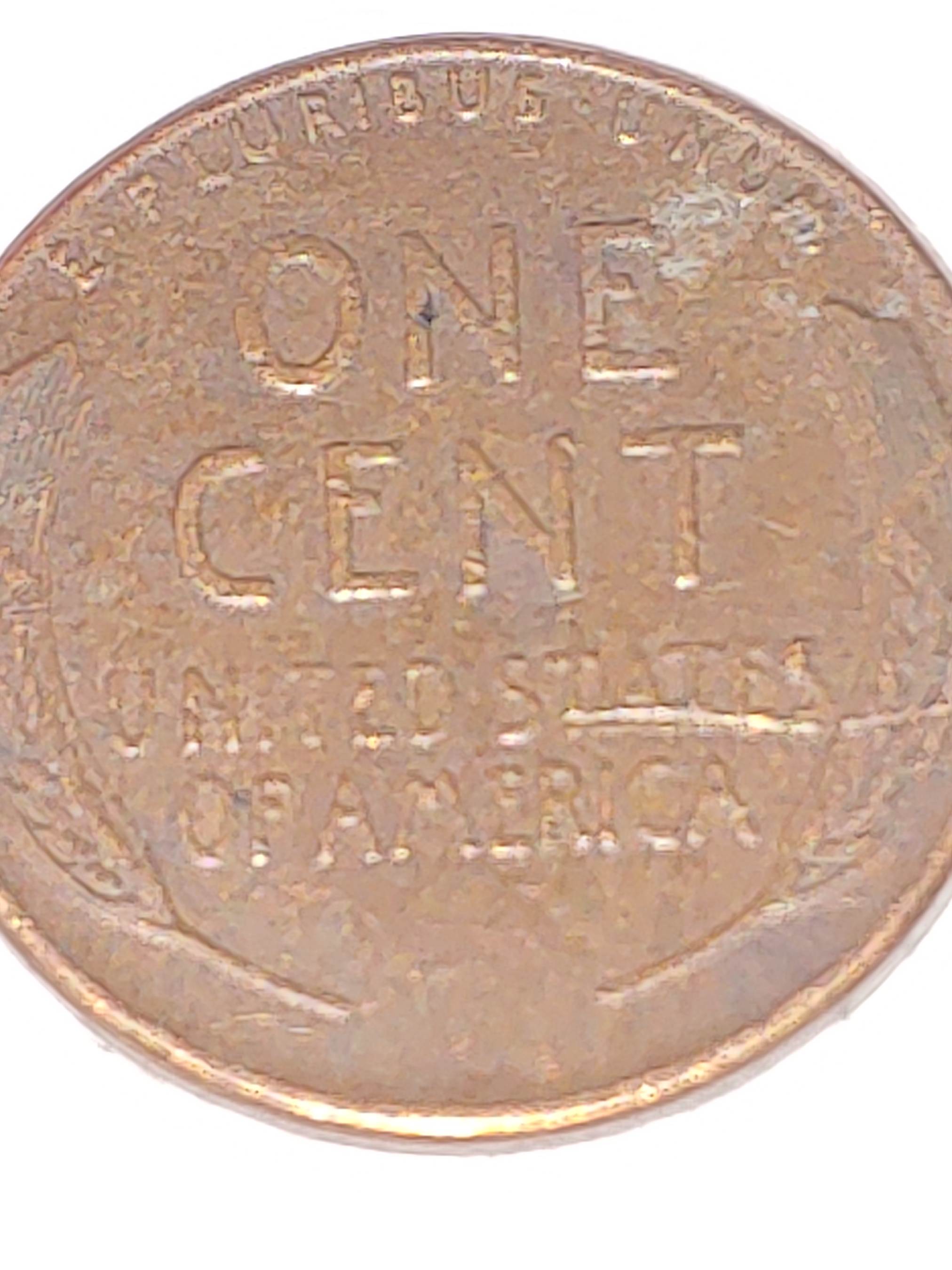 1950's-Penny-Can-Not-Make-Out-The-Date