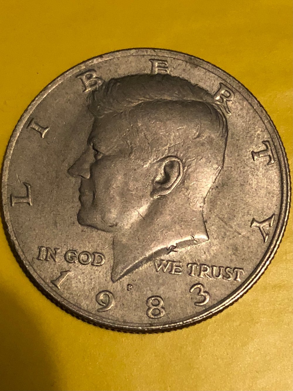 1983-P-Kennedy-Half-Dollar-Error?-Need-ID-Of-The-Coin.
