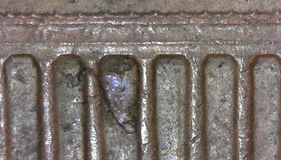 1980-P-LMC-Possible-Error-In-Center-Of-Memorial-Building