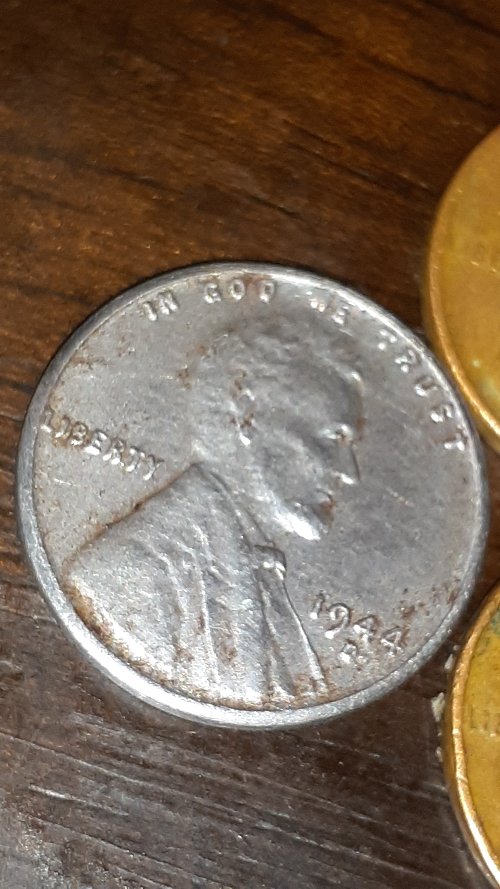 Newbie-Not-An-Expert-But-Want-To-Be-1944-S-D-NM--Lincoln-Cents
