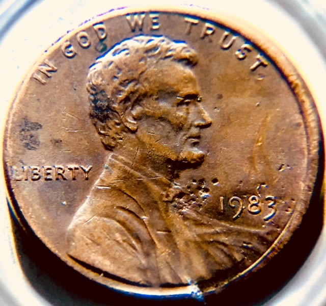 Is-This-1983-Lincoln-Cent-Off-Center-And-Double-Strike?