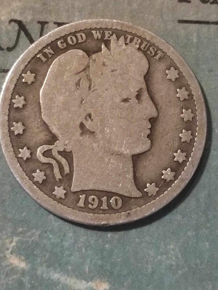 1910--Quarter-Wearing-A-Bonnet-With-All-The-Stars-Visible