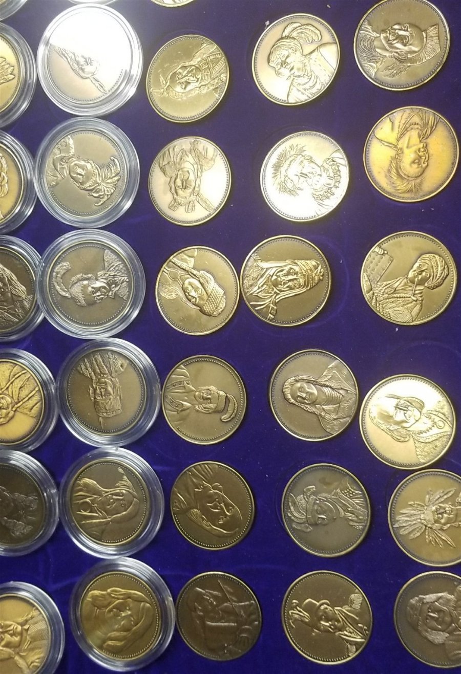 48-Coin-Sets-Of-Indian-Leaders-With-Certificates-Of-Authenticity-And-Book