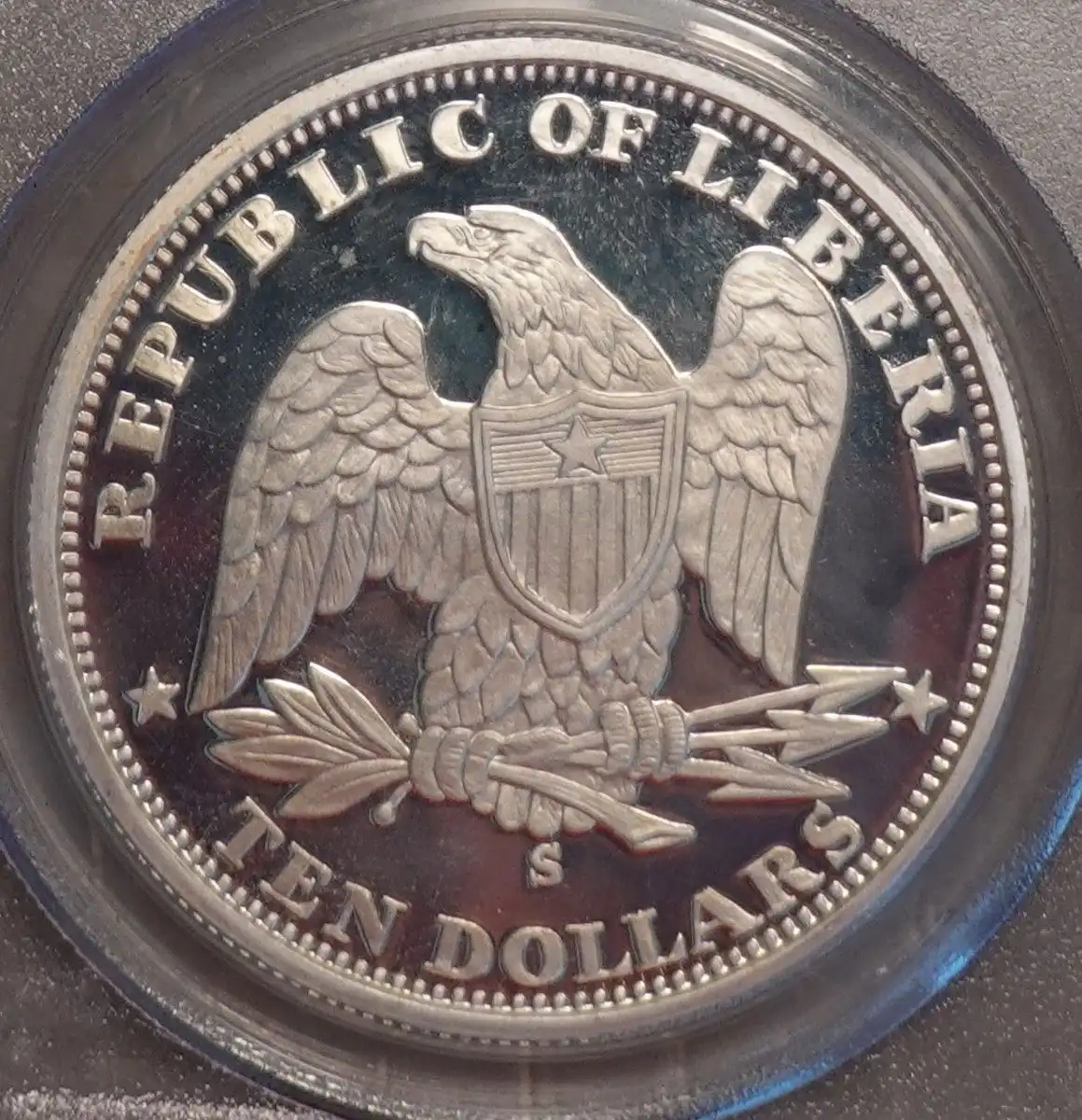 Seated-Liberty-Liberian-$10-Bullion-Coin?
