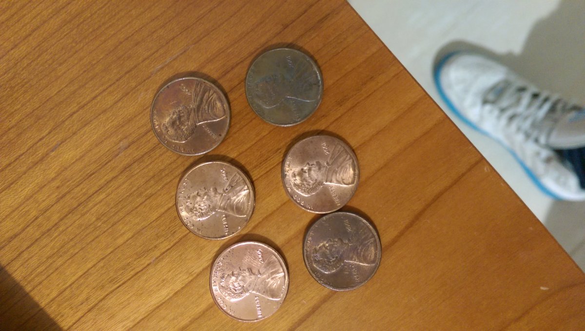 2001-&-2005-Pennies-Err