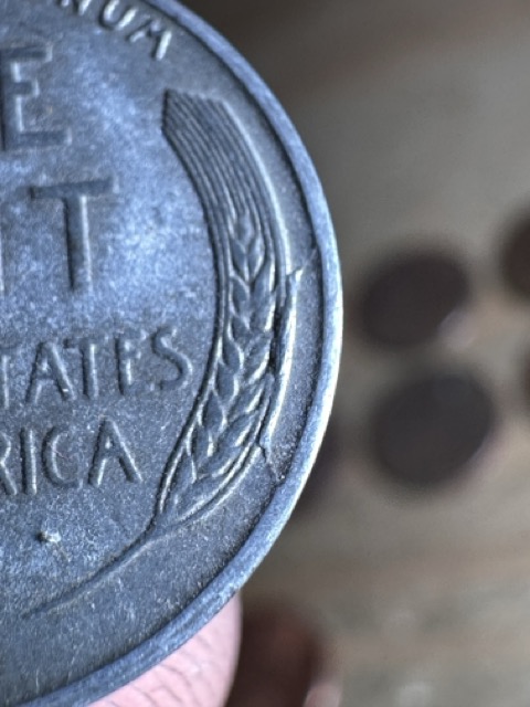 1943-Steel-Cent,-Extra-Cud?
