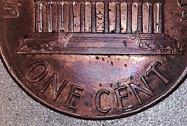 1989-Lincoln-Memorial-Cent,-Maybe-Mad,-Off-Centered?