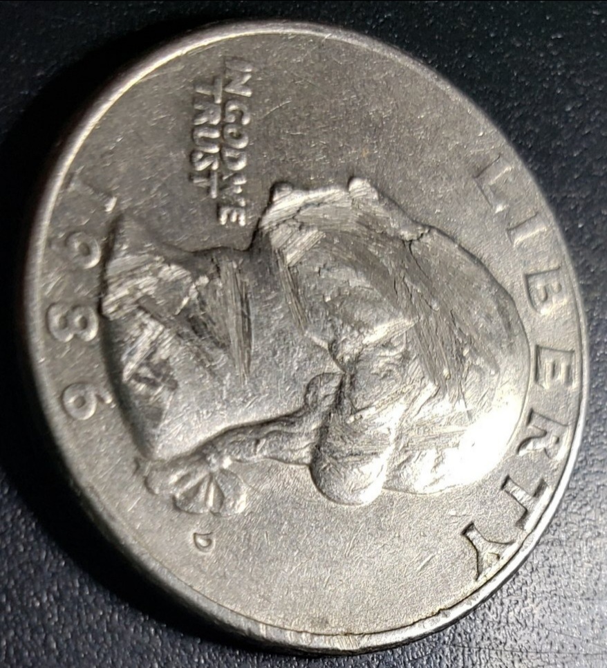 1986-D-Quarter---What-Causes-This?-Machine-Error-Or-Man-Made-Error?-Help!