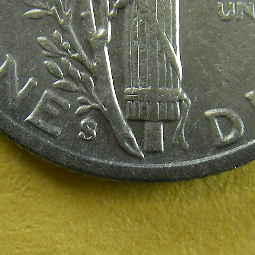 1942-S-Mercury-Dime---Trumpet-Tail?