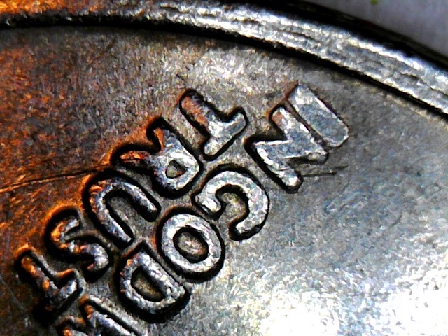 1972-Quarter-Scratches-Or-Die-Crack?-With-Machine-Doubling?