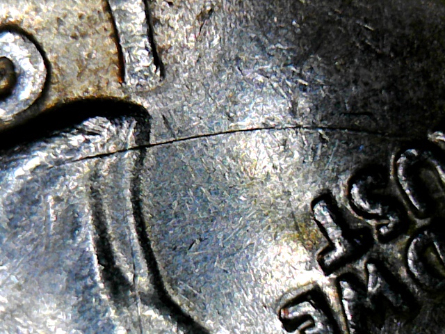 1972-Quarter-Scratches-Or-Die-Crack?-With-Machine-Doubling?