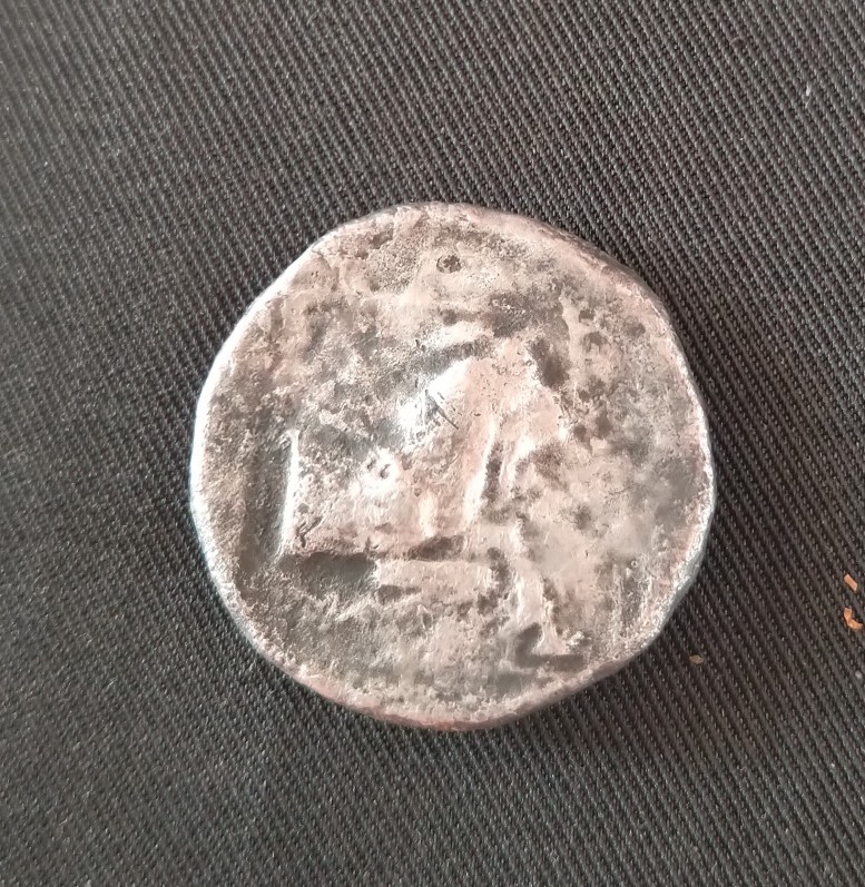 Identifying-Ancient-Coin.