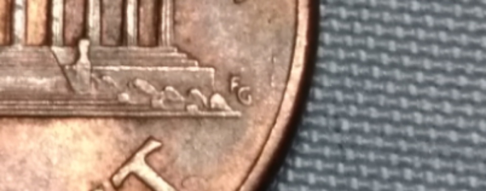 2002-D-Penny-G-In-FG-On-Reverse-Is-Slanted-And-Bigger