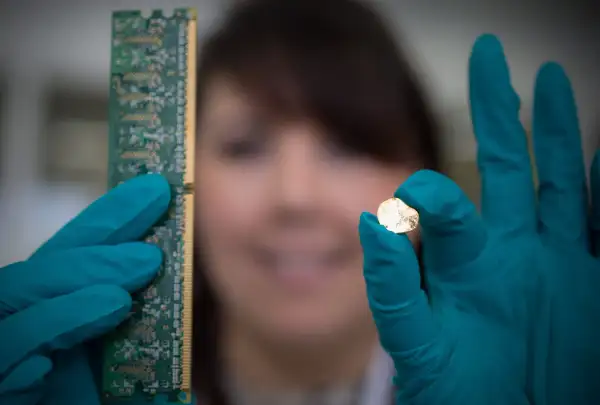 Turning-Electronic-Waste-Into-Gold:-The-Royal-Mint's-World-First-Sustainable-Precious-Metal-Tech